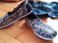TOMS ALPARGATAS: Slip-onky stále vládnou ulicím!