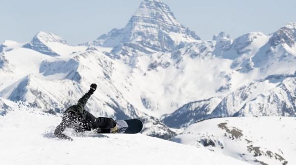 Lib Tech Cold Brew: jedno prkno na celý den v horách